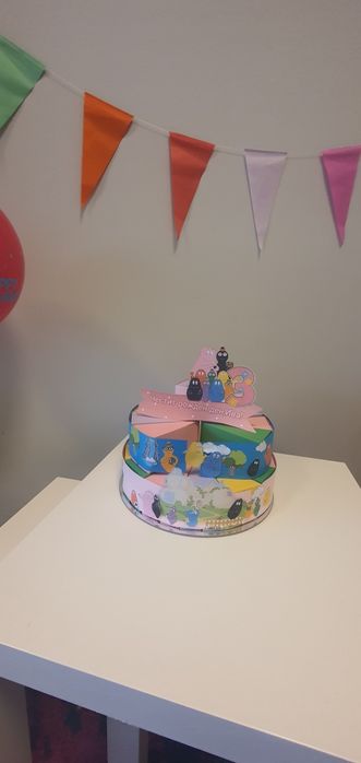 Картонена торта/хартиена торта/почерпка за всеки празник