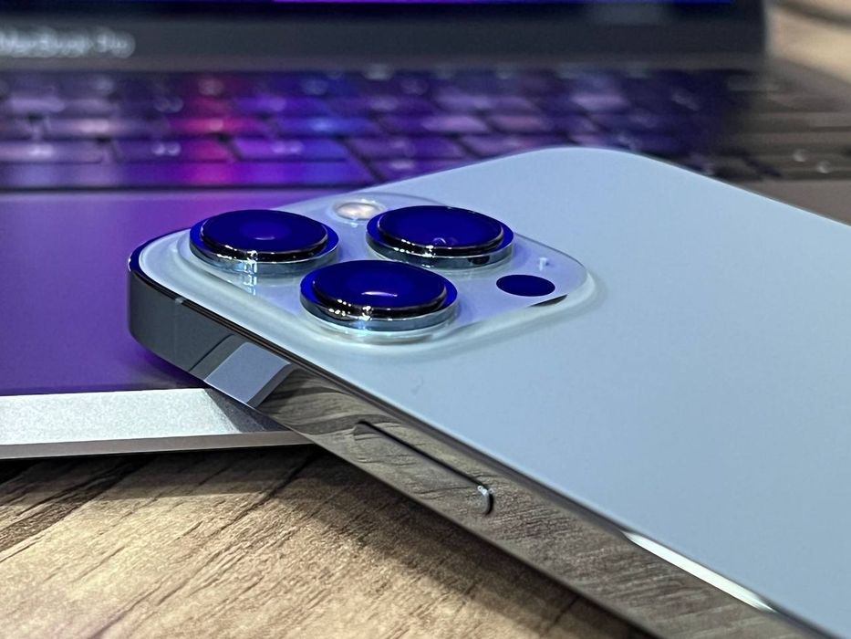 Продам iPhone 13 Pro Max 128GB Sierra Blue Б.У