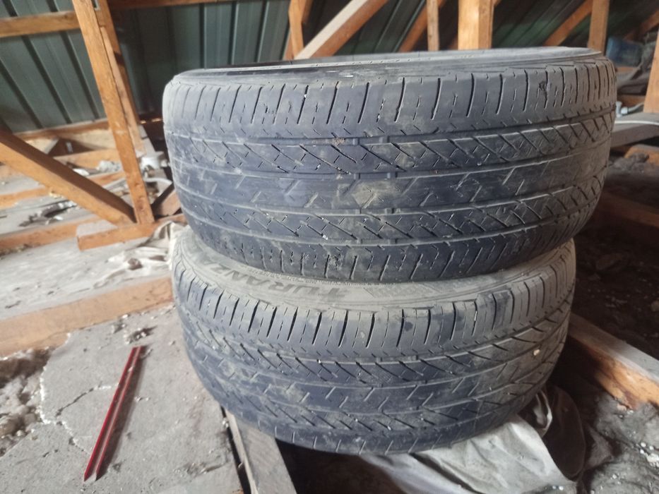 Покрышка 235/45R18