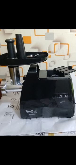 электрическая мясорубка