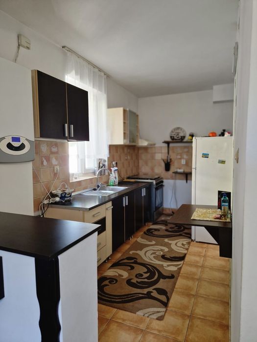 Jumatate DUPLEX | Calea Giulești , Sector 6 | 169 mp utili | 200 mp teren | Curte proprie | 2 locuri de parcare | Direct proprietar | Acte în regulă!