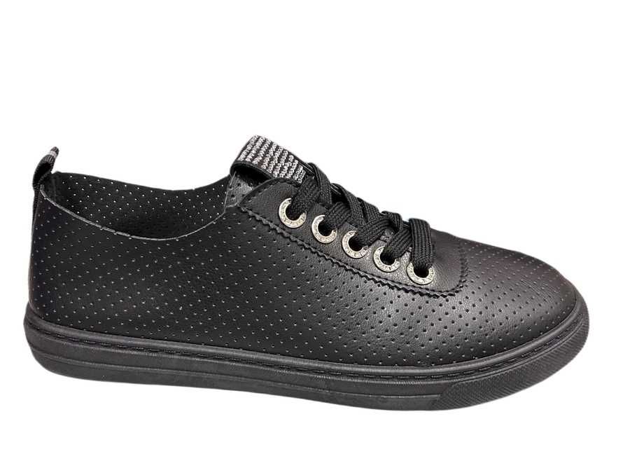 Дамски гуменки от перфорирана кожа