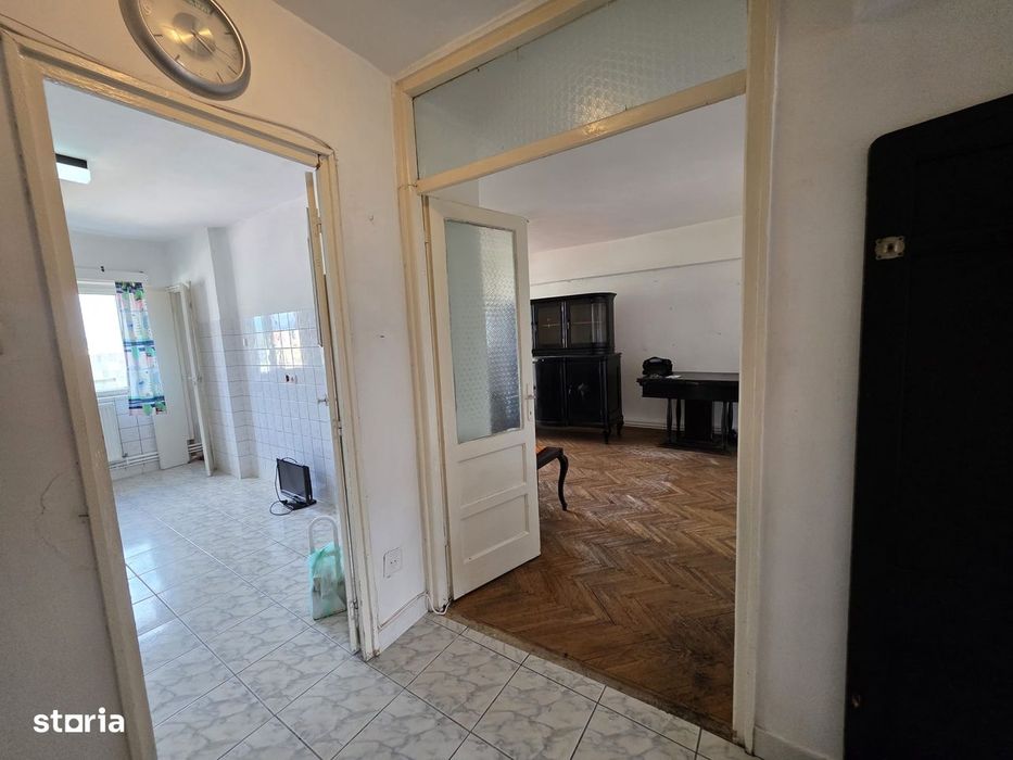 Apartament 3 camere decomandat Deva Bulevardul Decebal–Galeria de Arta