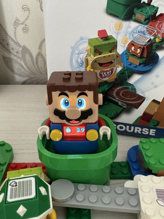 Продам Lego super Mario starter set , expansion set,