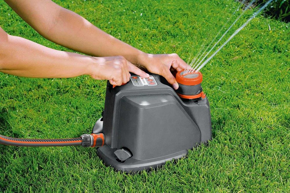 Aspersor Gardena Comfort diverse suprafețe, AquaContour automatic