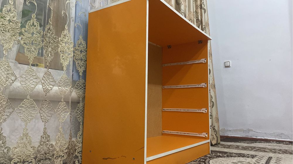 Продам 3 шифонера и комод