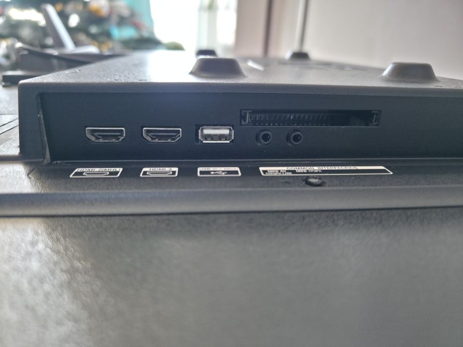 TV LED Daewoo 32” – cu telecomandă – stare foarte bună