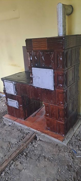 Sobă teracotă cu plită