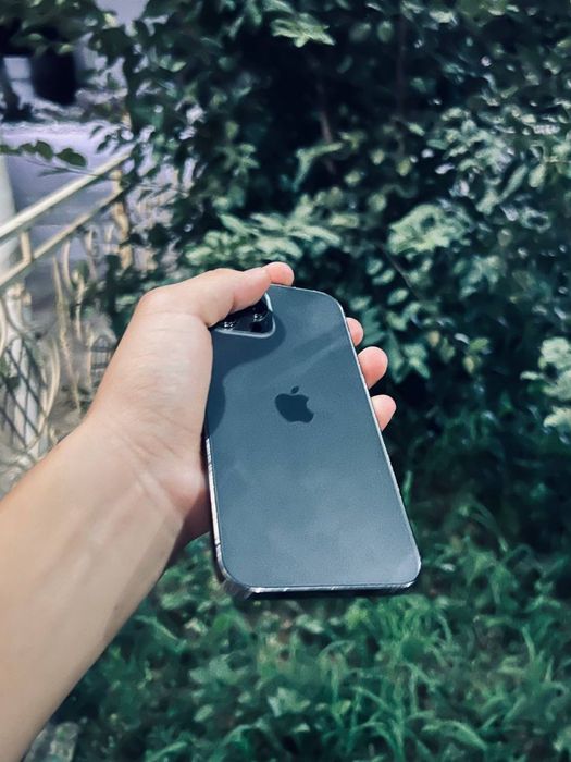 iphone 12 pro max sotiladi ideal holatda