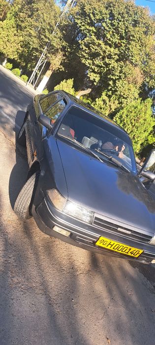 Toyota  Carina ll тел килинглар пулини еелишамиз мошина на ходу