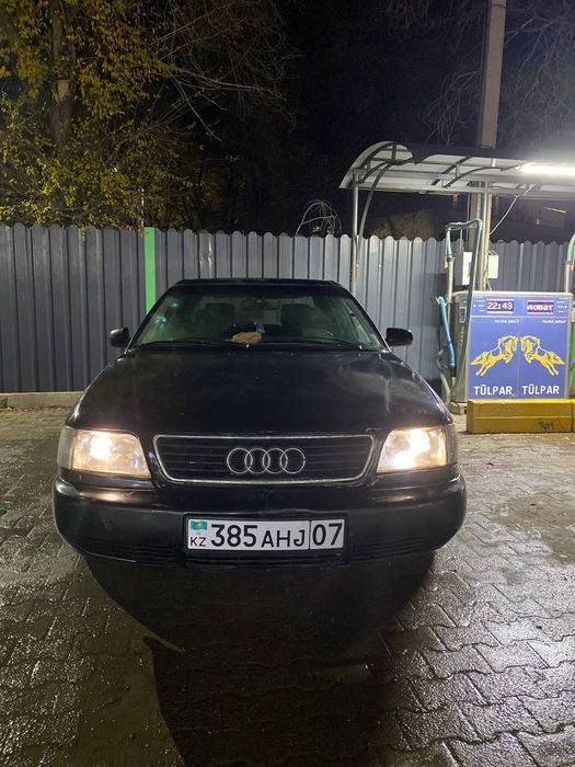 Продам Ауди А6 с4 переходка