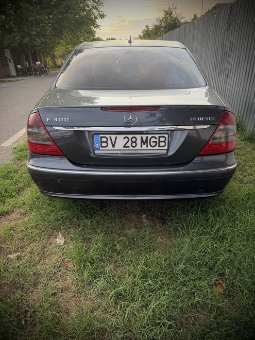 MERCEDES-BENZ E-Class 2009 — imagine 4