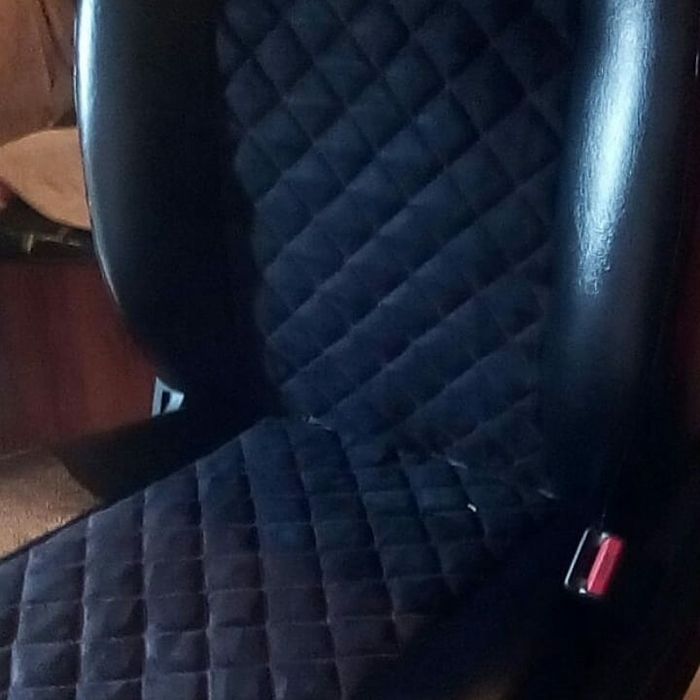 Чехлы на авто сиденья .