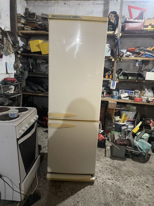 Срочно продам новую холодильник