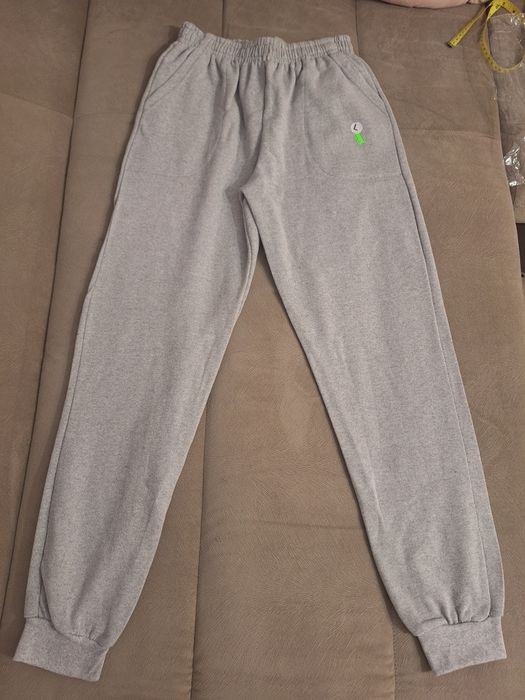 Pantaloni trening ,2 perechi,noi