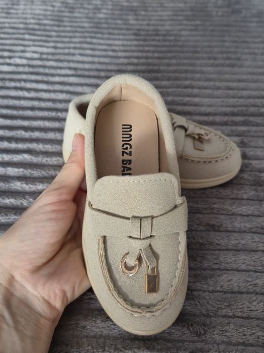 Детская обувь для девочки