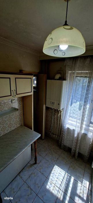 2 camere Trivale , Decomandat / Centrală , Amplasament EXCELENT