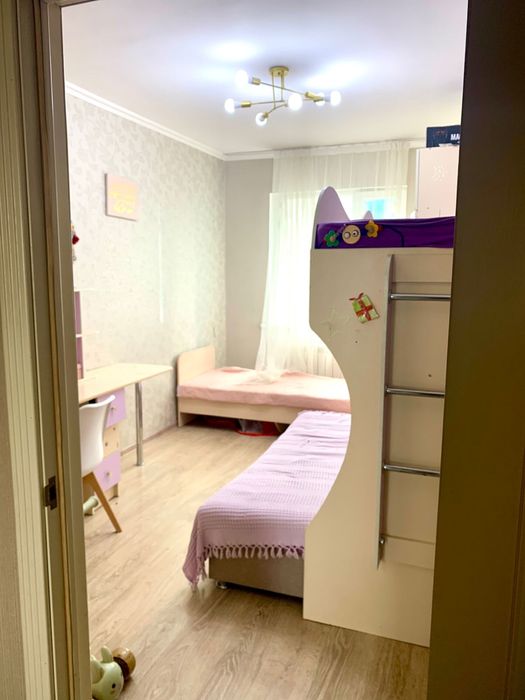 Продам 4-х комнатную квартиру
