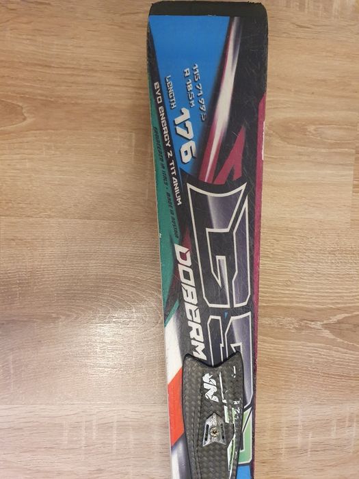 Skiuri Nordica doberman GS 176 cm