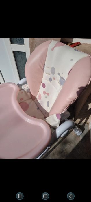 Scaun de masa bebelusi