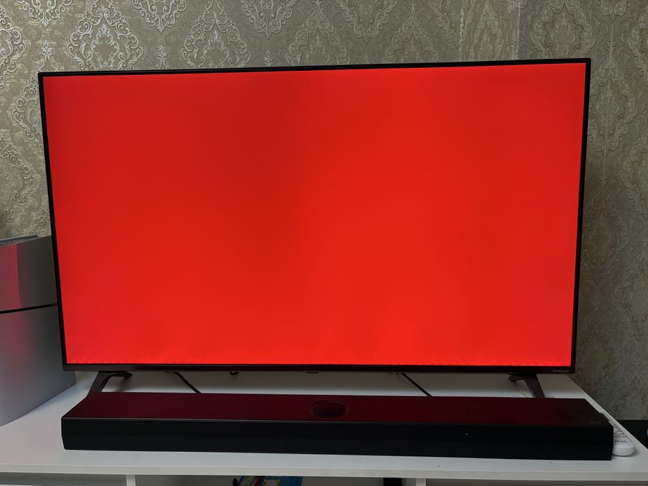 Продам 4k hdr телевизор