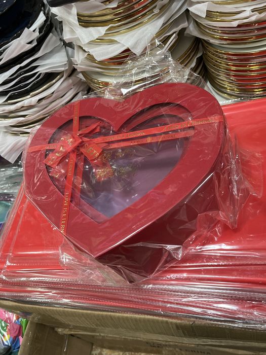 Падарчни каробки