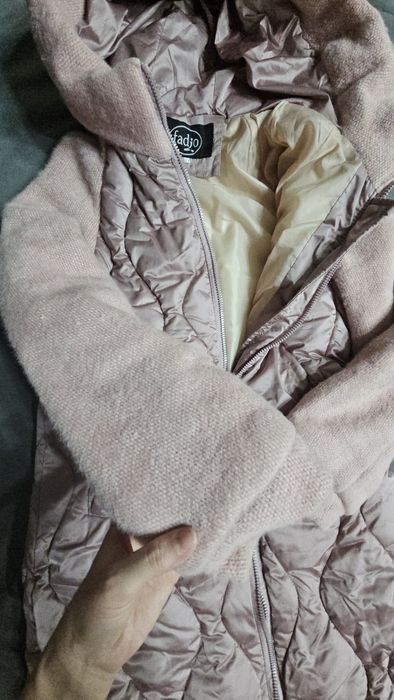 Отдам даром женскую одежду