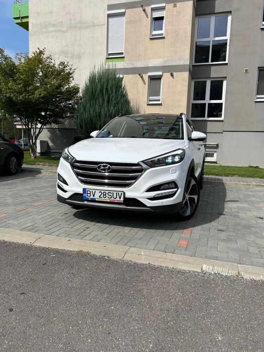 Hyundai Tucson PREMIUM LUXURY