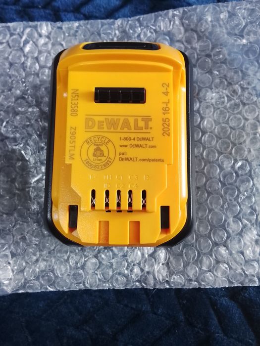 1 buc.Acumulator DeWalt 20V  Flex Volt 60V 9A produs NOUpp