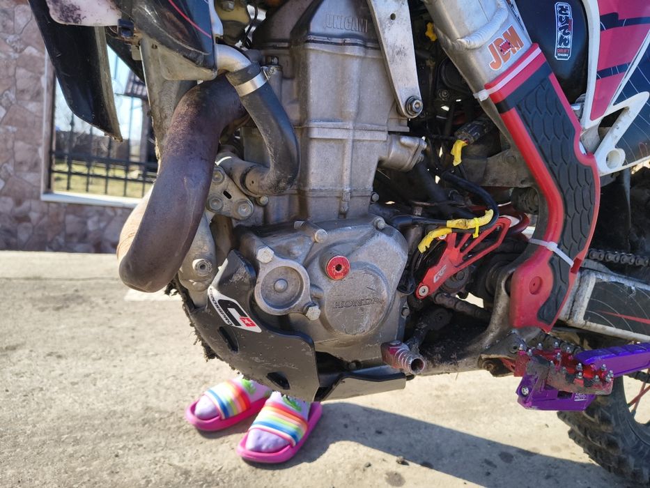 Honda CRF 450 R 2013 pe Injecție