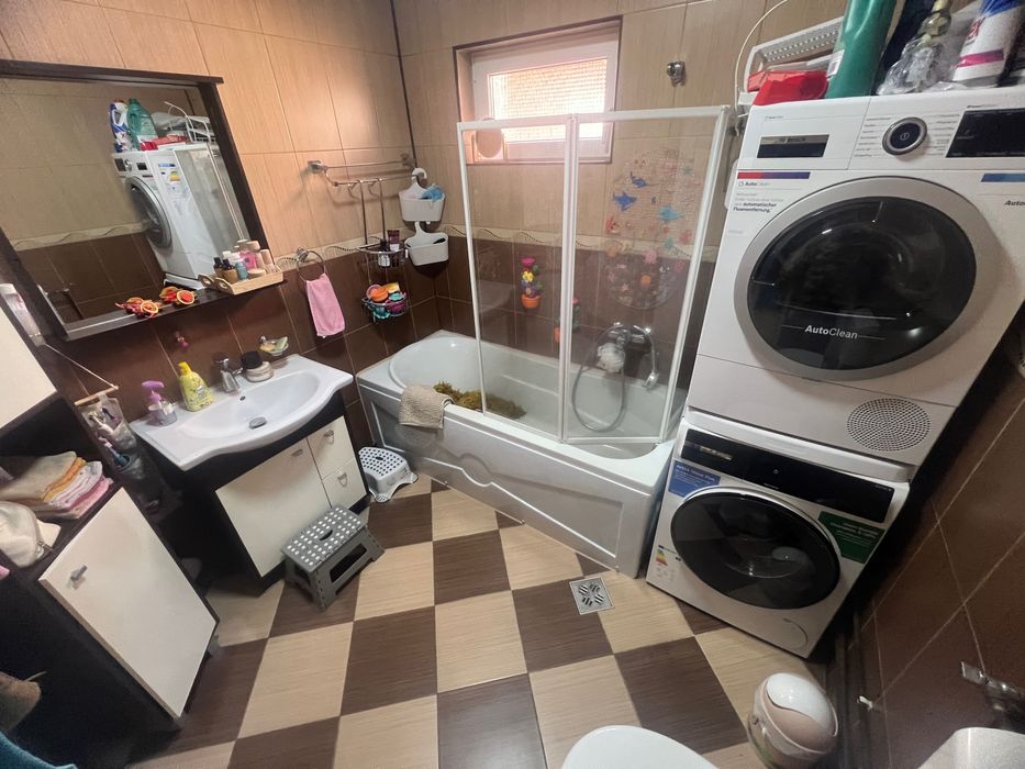 Casă de vânzare!!!