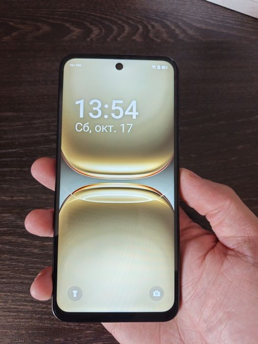Телефон Tecno Spark 40