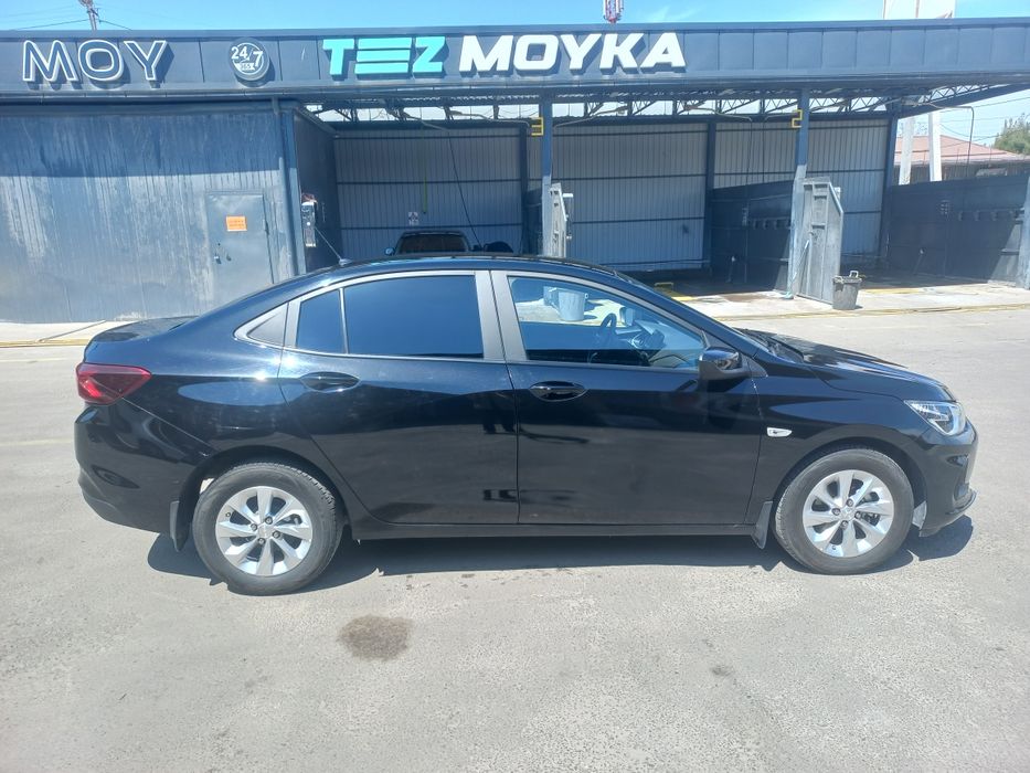 Chevrolet Onix 2025 — 4