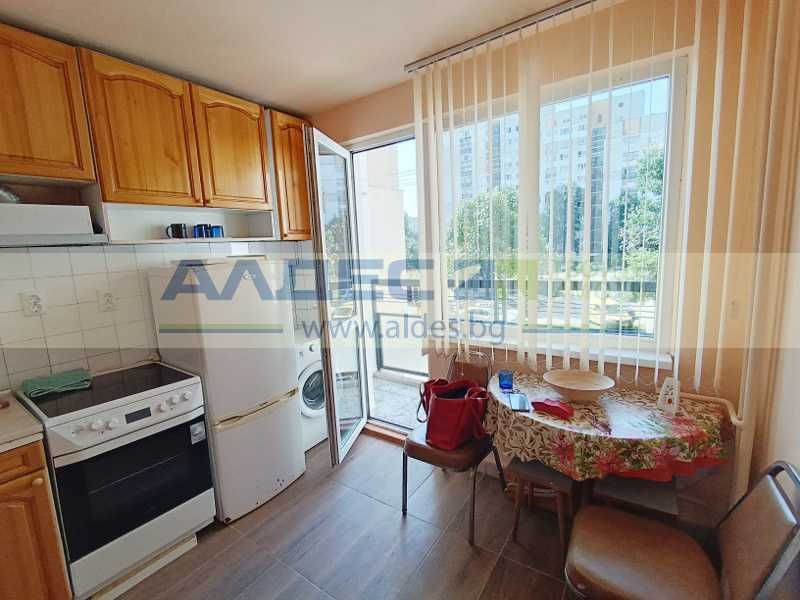 Дава се под наем Двустаен апартамент в София, Красна поляна 1 - 67 кв.м за 408 € - Снимка #2