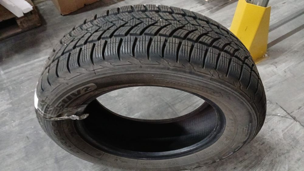 Set 4 anvelope iarna Debica Frigo SUV2 225/65R17
