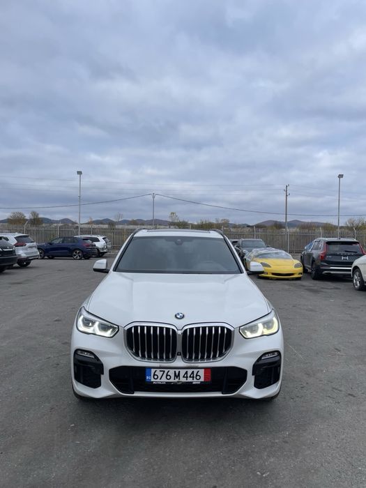 Оригинални бъбреци/решетка за BMW X5 G05 с 360 камери