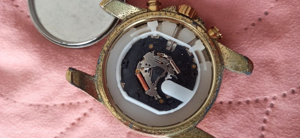 Часовници AKSEPT и CASIO