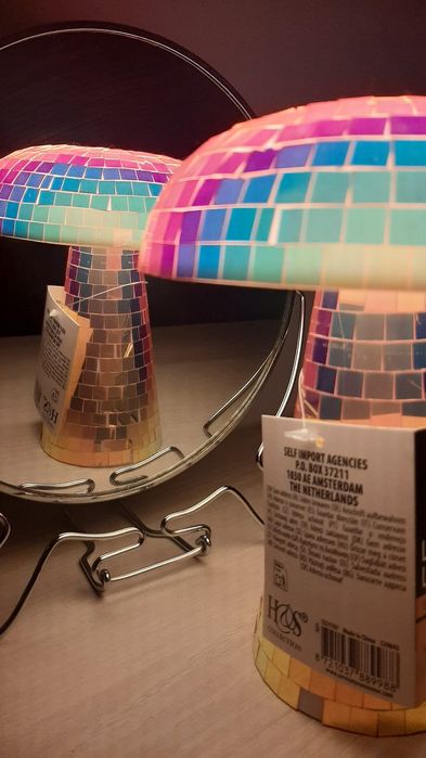 Lampa Disco Ciupercuță cu Led și Reflexii
