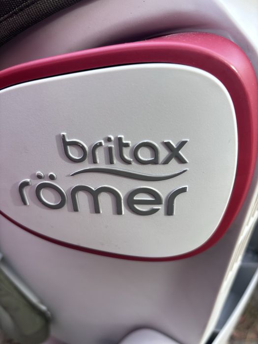 Britax romer столче за кола