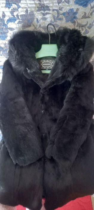 Продается шуба  б/у