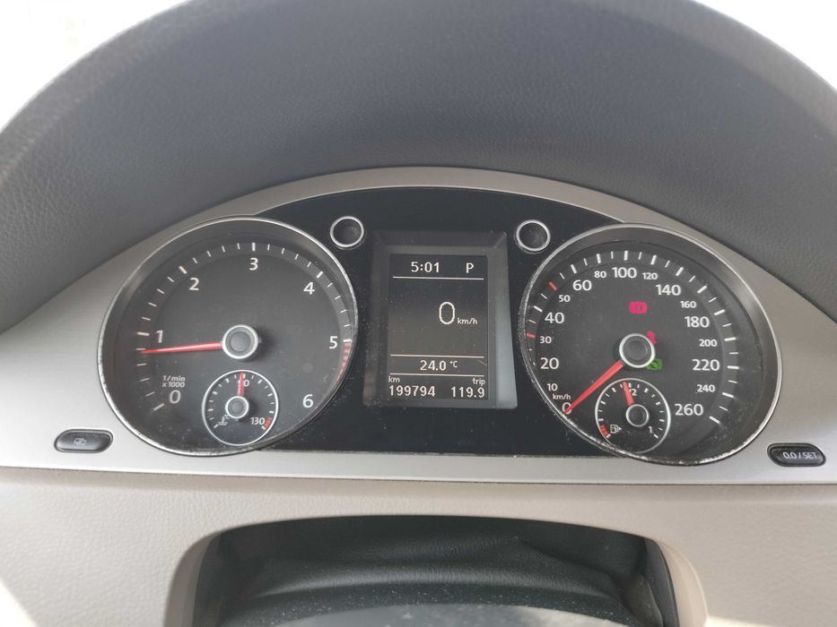 VW Passat b6 2.0 TDI 140 CP  199.00 km Reali Istoric km consum mic