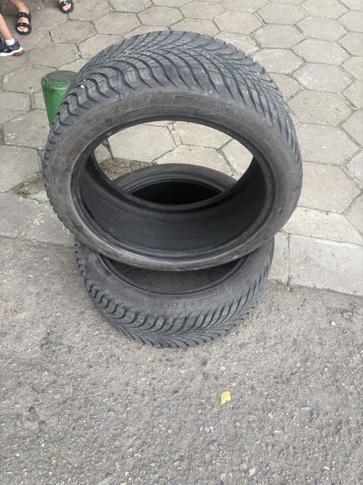 Всесезонни гуми 235/40/18