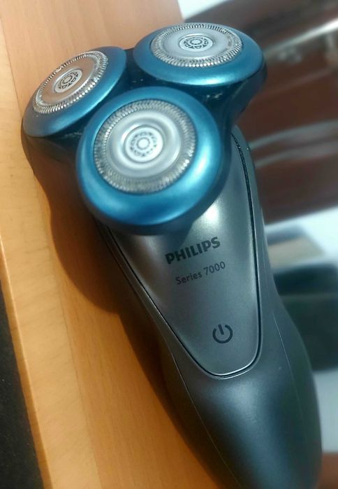 Aparat de Ras Philips Series 7000 S7970 – Smart Shaver Bluetooth