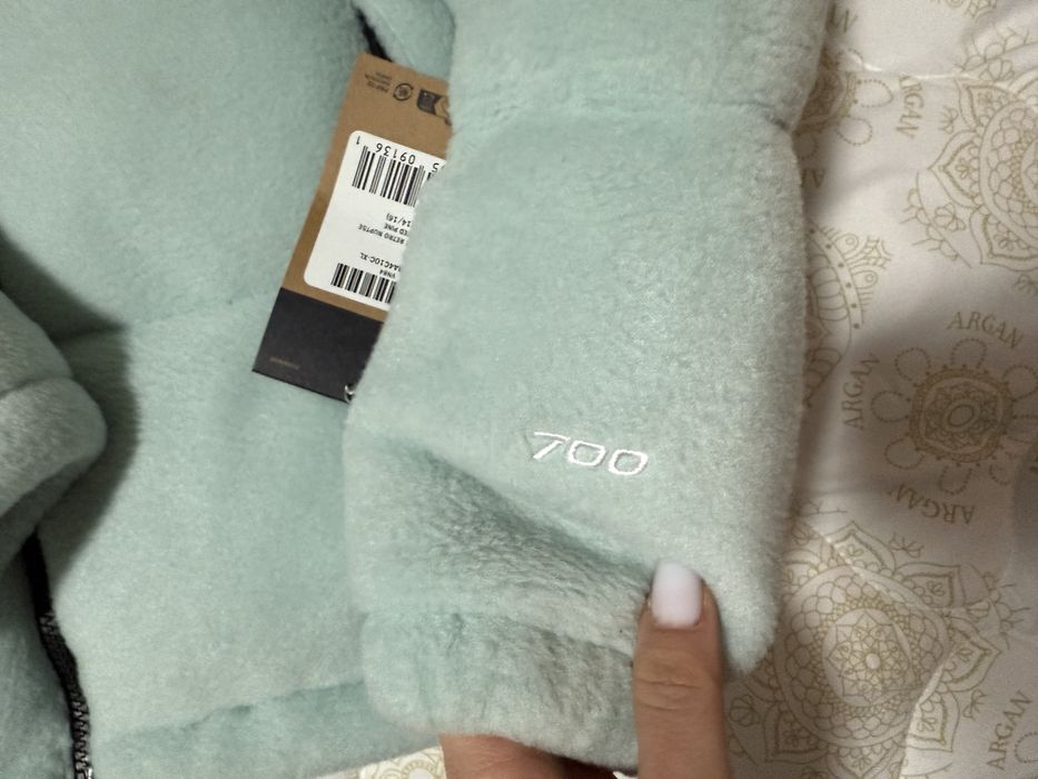 Яке the noth face 700