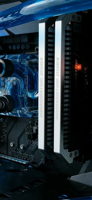 Pc gaming custom schimb cu laptop minim RTX 4070