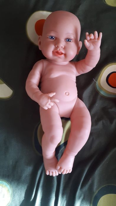 Реалистичный пупс