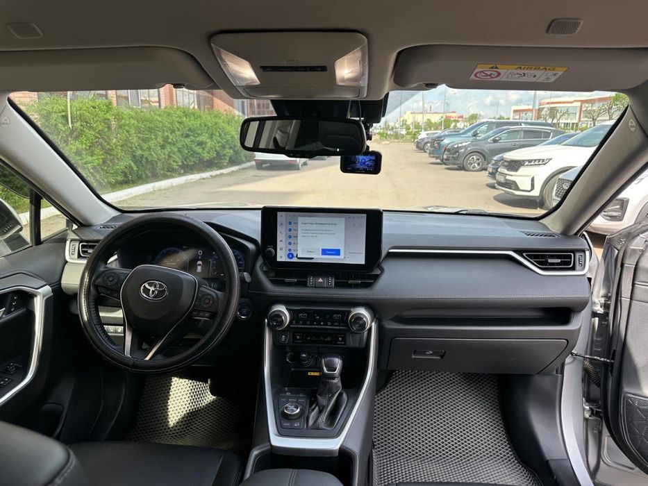 Продам Toyota Rav4