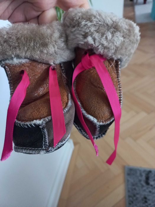 Botosei piele pentru bebe 1 an