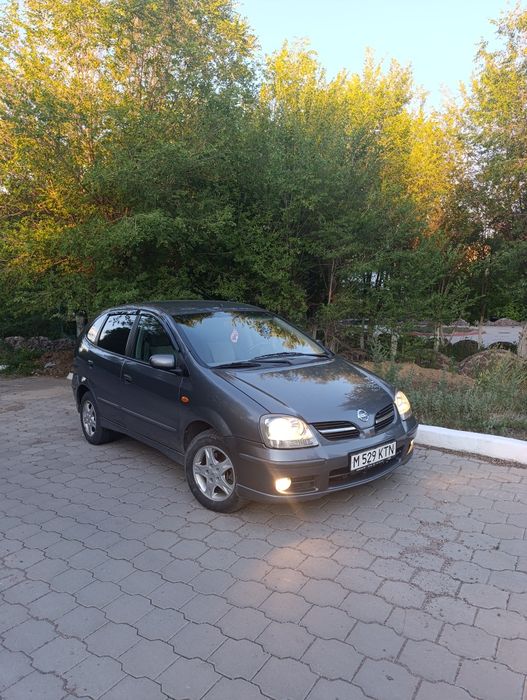 Продается автомобиль Nissan Almera Tino