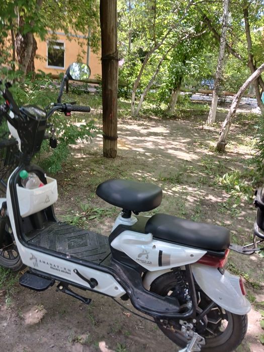 Продам электро скутер Аманат х10